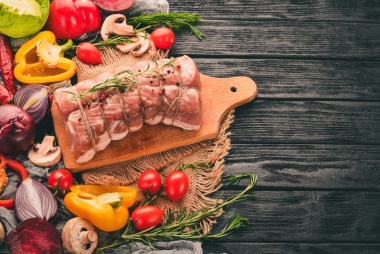 Frisches Karosa-Kalb R�cken ohne Knochen 1/2 St�ck gek�hlt vak.-verpackt ca 2 Kg